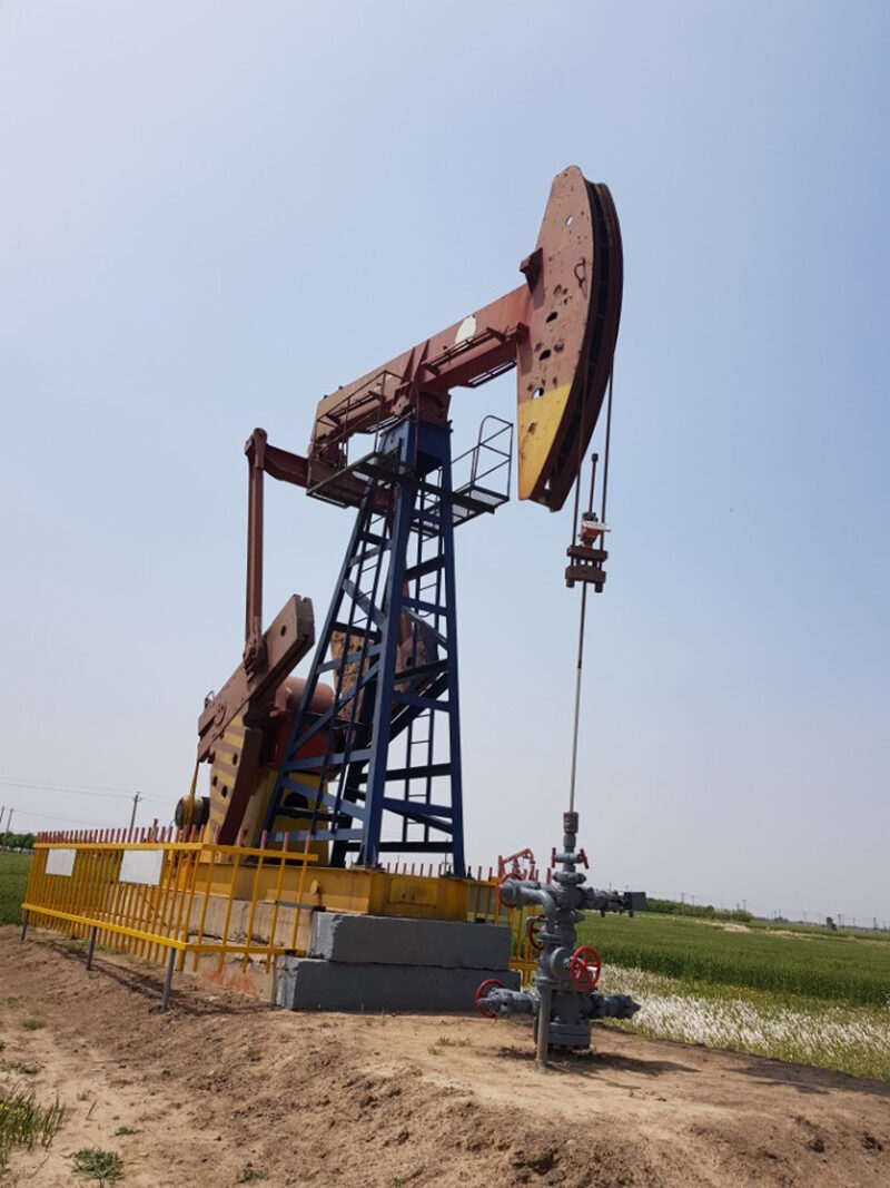 Onshore-Oil-Rig-4.jpg